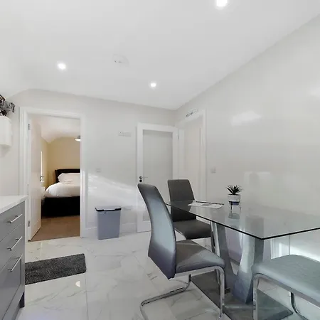 Glenside 'sleeping 4 Guests' Вилла Банкрана