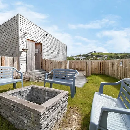 Villa Glenside 'sleeping 4 Guests' Buncrana