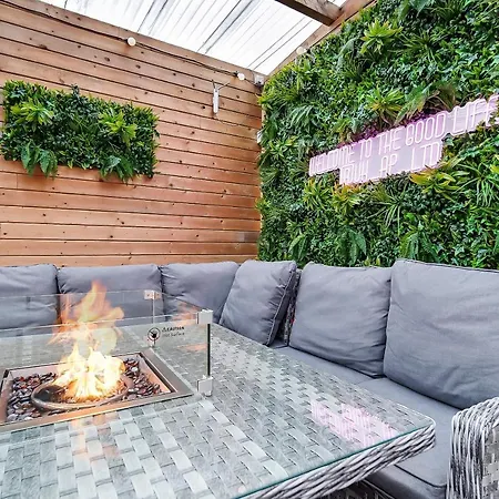 Villa Glenside 'sleeping 4 Guests' Buncrana