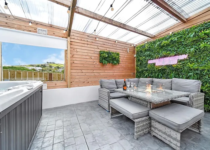 Glenside 'sleeping 4 Guests' Villa