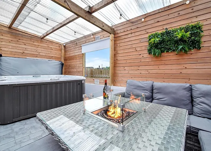 Glenside 'sleeping 4 Guests' * Buncrana