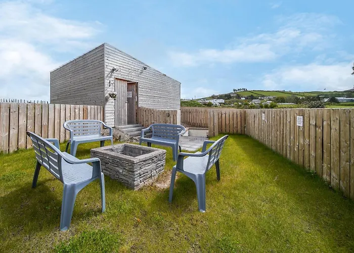 Glenside 'sleeping 4 Guests' Buncrana